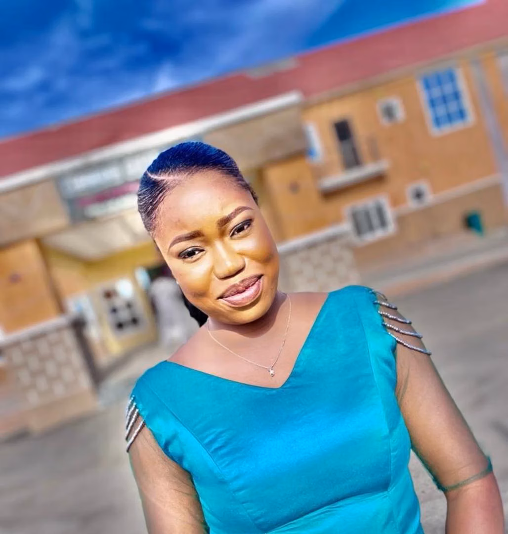 Esther Lalai (NGR)
